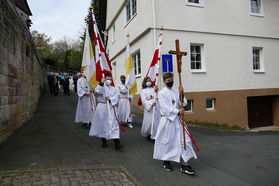 Feier der 1. Heiligen Kommunion in Sankt Crescentius (Foto: Karl-Franz Thiede)